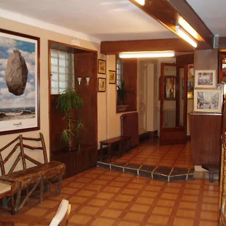 Hostal Rita Belvedere-2